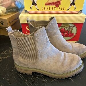 Women's Suede Ankle Booties - Taupe